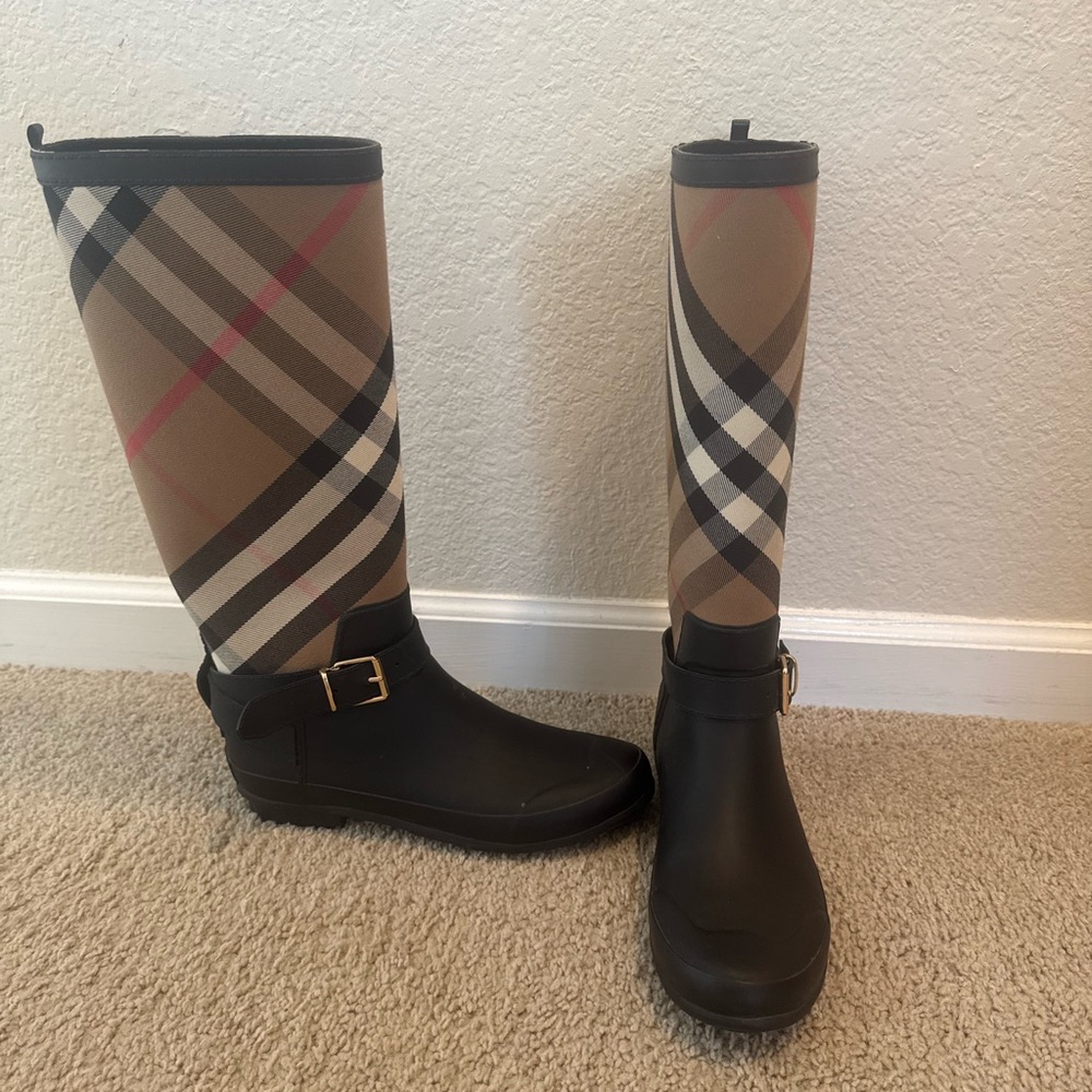 Burberry rain boots for women